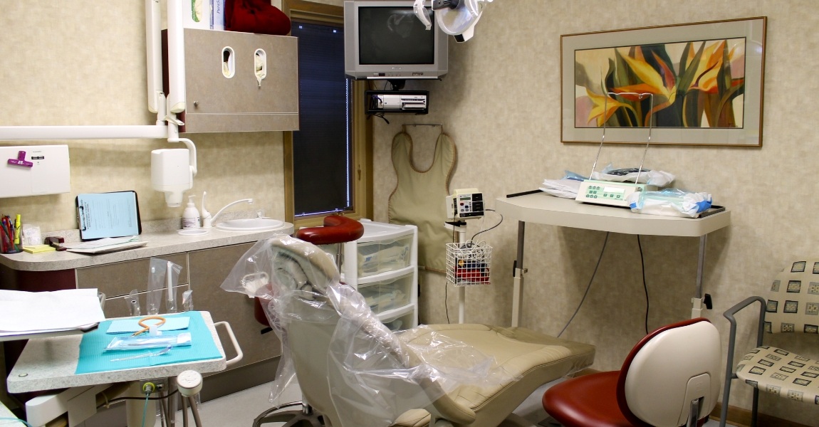 Dental treatment room